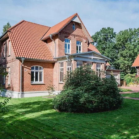 Waldstrasse 7